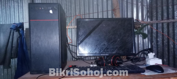 Desktop computer